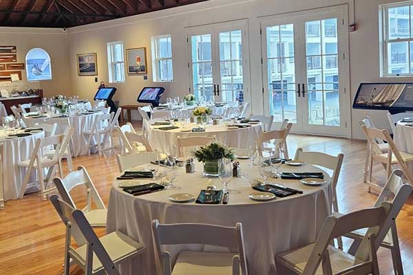 Schoonmaker Hall table seating
